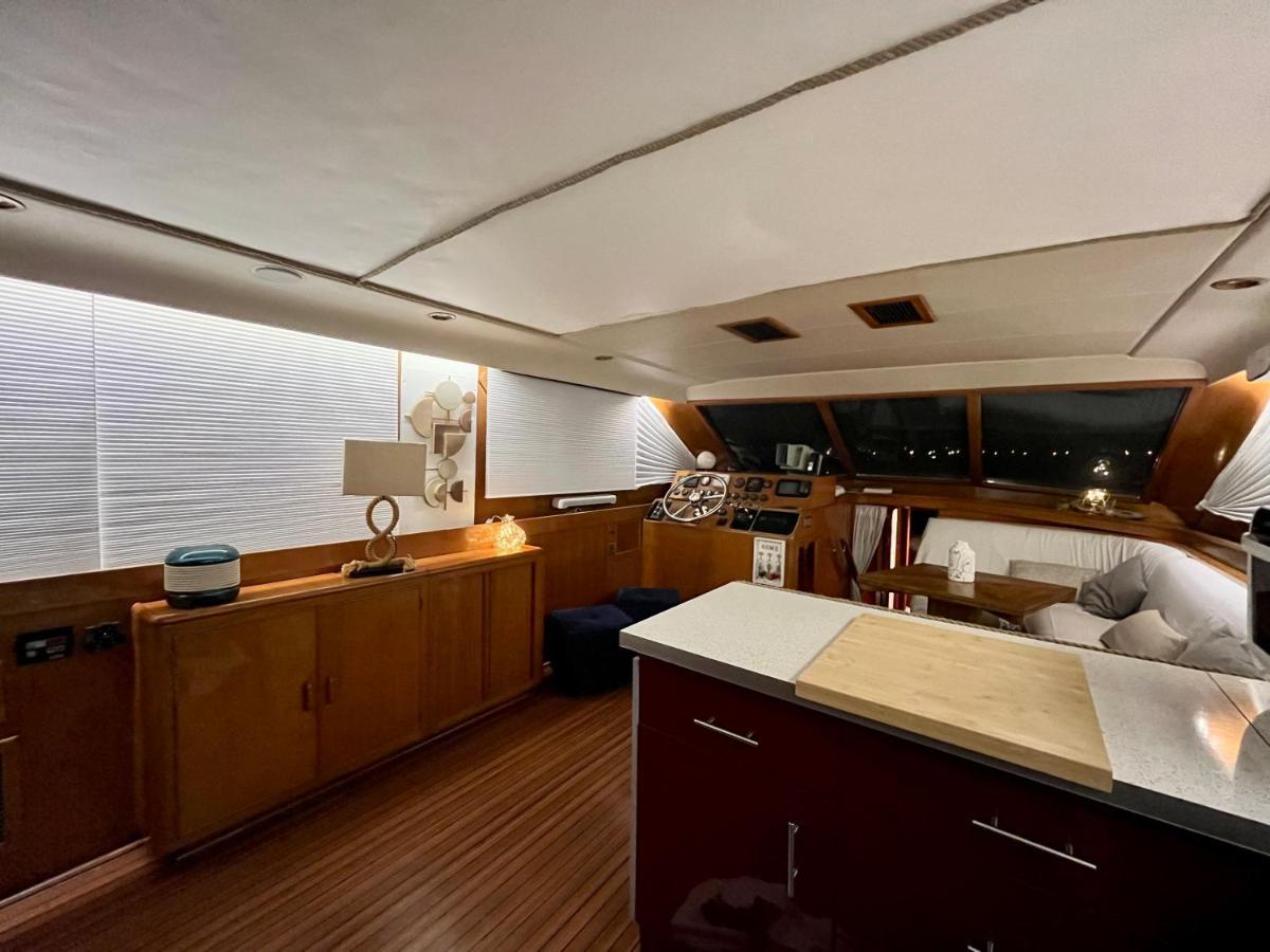 Navi Yacht A Sete, 2 A 8 Couchages, Privatif Hotell Exteriör bild