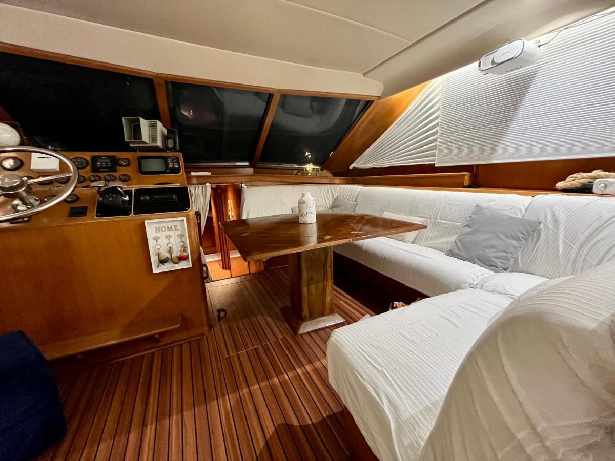 Navi Yacht A Sete, 2 A 8 Couchages, Privatif Hotell Exteriör bild