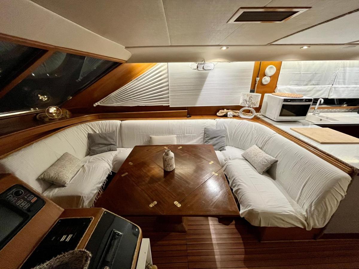 Navi Yacht A Sete, 2 A 8 Couchages, Privatif Hotell Exteriör bild
